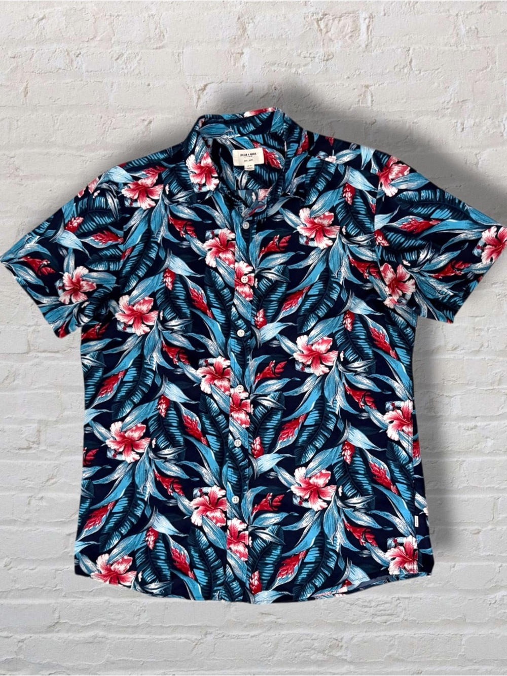 Julian & Mark Hawaiian Shirt Mens M Tropical Floral Navy Resort Aloha - Picture 7 of 9